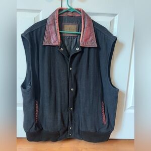 Vintage Lucchese Mens Button Up Wool Vest Leather Collar